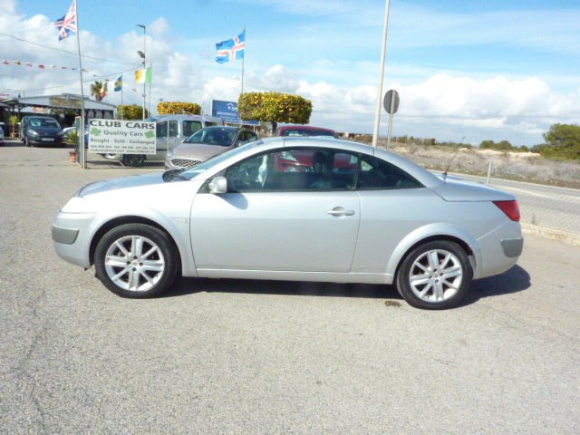 Bargain Priced Convertible for All You Sun Worshippers! 2006 Renault Megane Coupe & Hard Top Convertible.