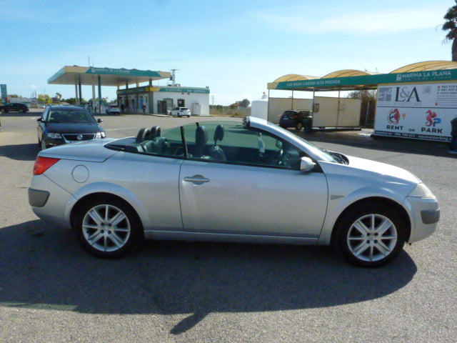 Bargain Priced Convertible for All You Sun Worshippers! 2006 Renault Megane Coupe & Hard Top Convertible.