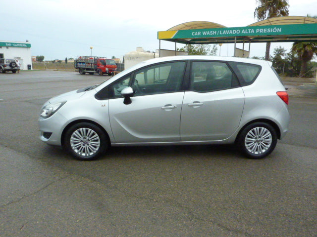Opel Meriva in Silver