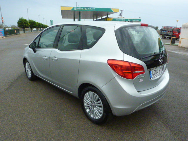 Opel Meriva in Silver