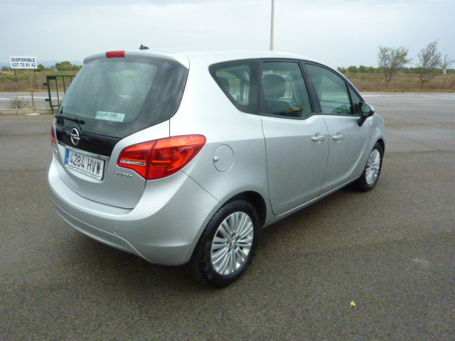 Opel Meriva in Silver
