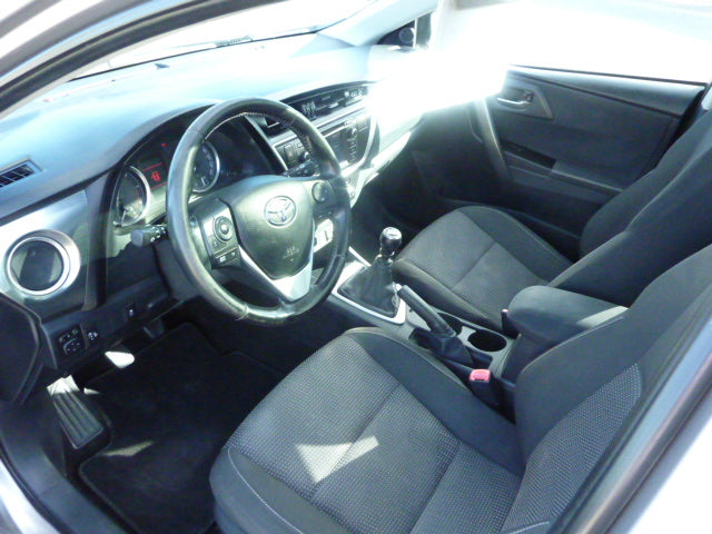 Ultra Reliable & Super Frugal 2013 Toyota Auris 2.0 Turbo Diesel, Rare Panoramic Roof!