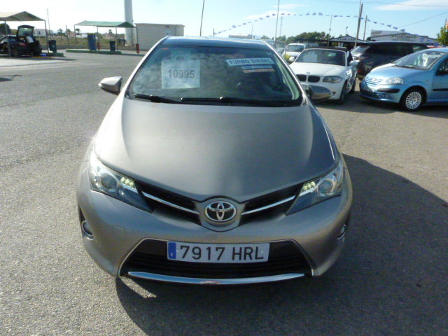 Ultra Reliable & Super Frugal 2013 Toyota Auris 2.0 Turbo Diesel, Rare Panoramic Roof!