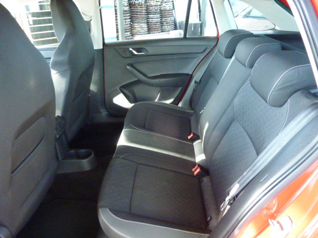 Skoda Rapid Spaceback in Red