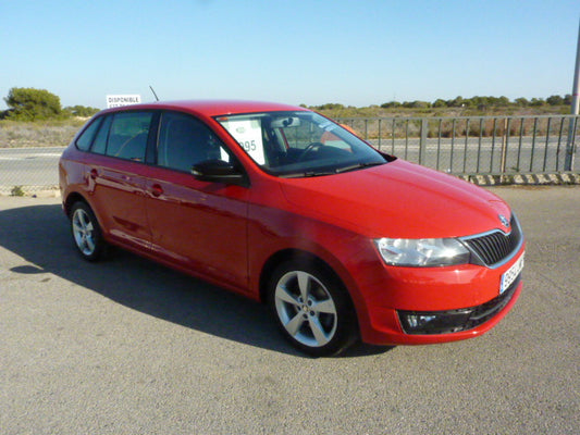 Skoda Rapid Spaceback in Red