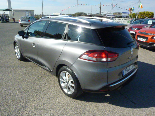 2016 Renault Clio SW in Grey