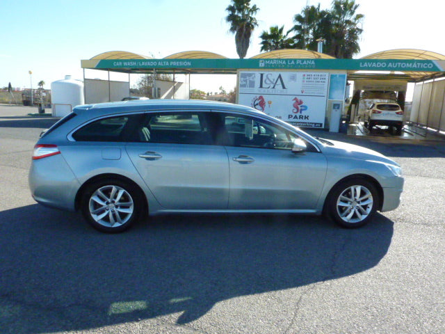 Peugeot 508 Estate RHD