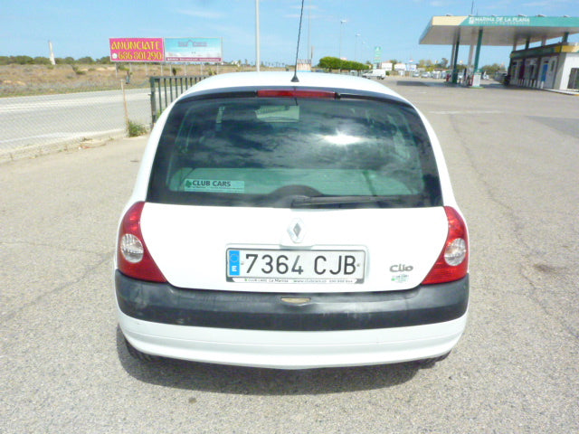 A Super Value & Economical to Run 2003 Renault Clio 1.2 Petrol.